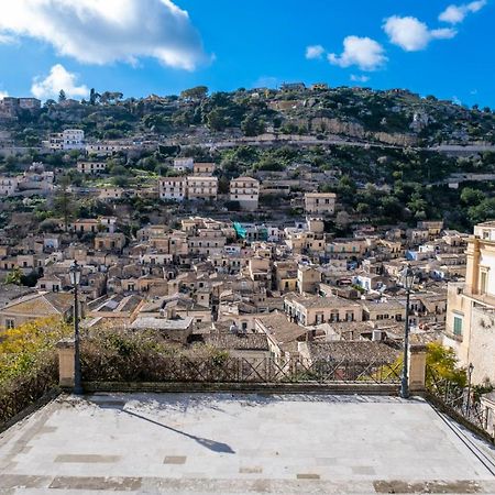 Luxury House Le Nuvole Apartment Modica Bagian luar foto