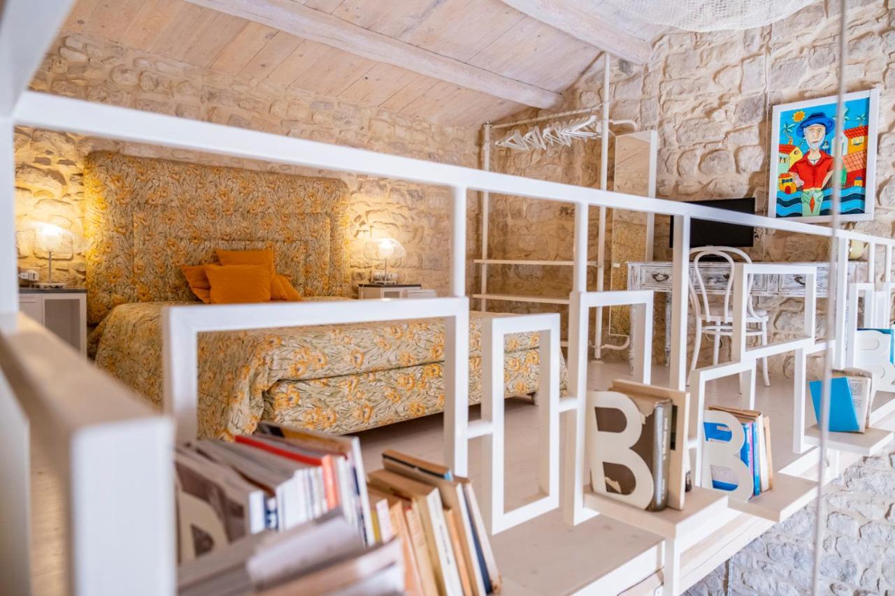 Luxury House Le Nuvole Apartment Modica Bagian luar foto