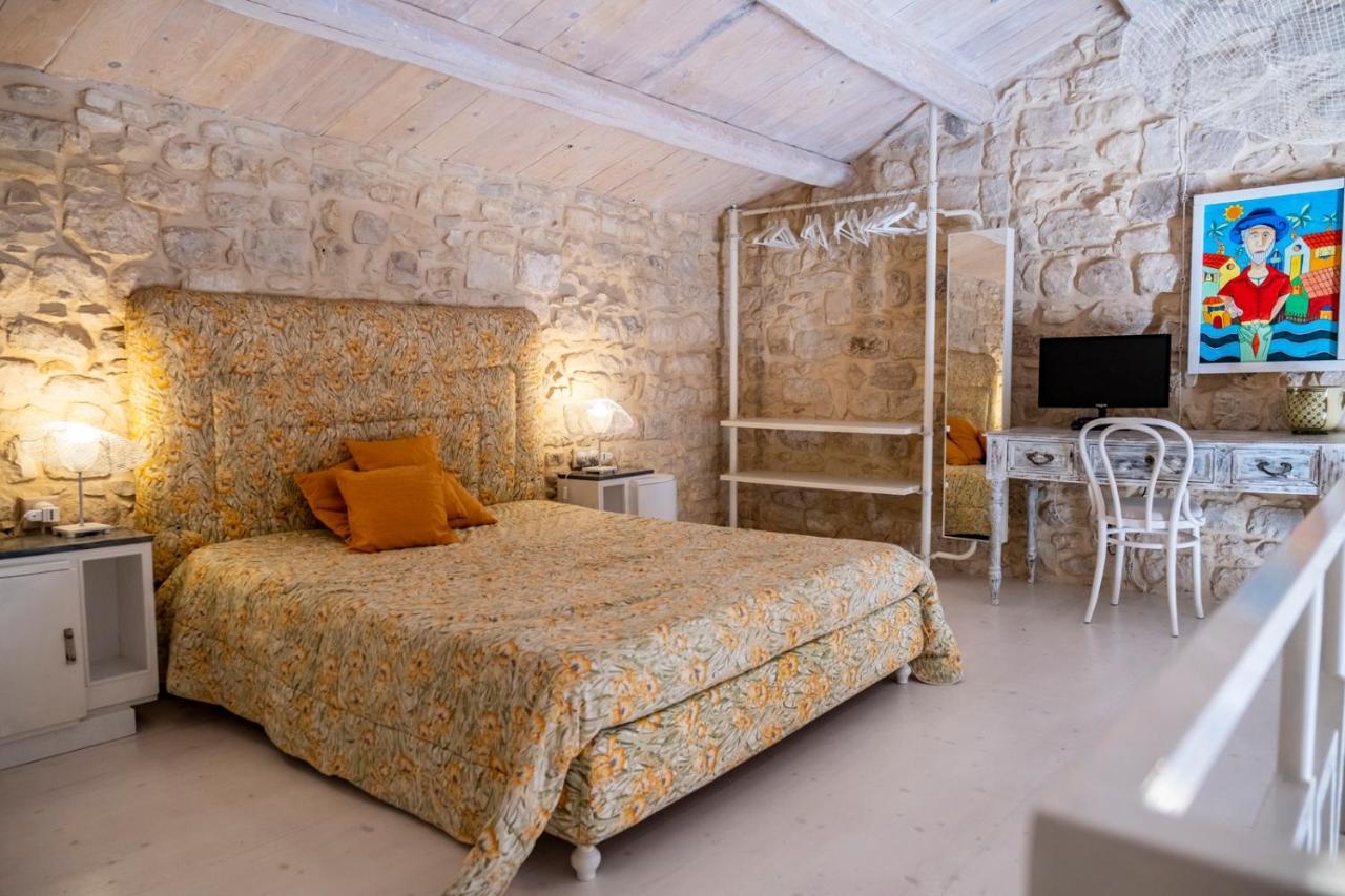 Luxury House Le Nuvole Apartment Modica Bagian luar foto
