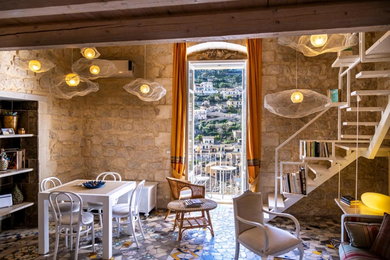 Luxury House Le Nuvole Apartment Modica Bagian luar foto