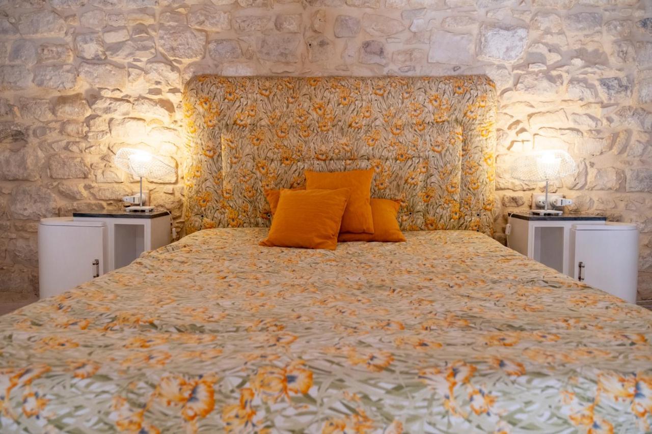Luxury House Le Nuvole Apartment Modica Bagian luar foto