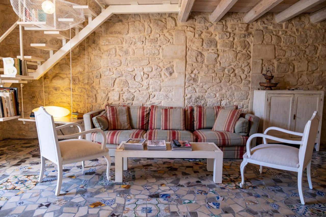 Luxury House Le Nuvole Apartment Modica Bagian luar foto